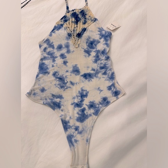 NWT Free people tie die bodysuit with crochet - Picture 6 of 10
